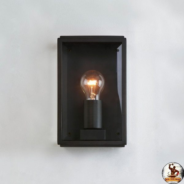 Kutu tip minimalist siyah duvar apliği