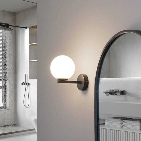 Siyah düz kollu opal küre camlı aplik, banyo ve koridor modern duvar aydınlatması