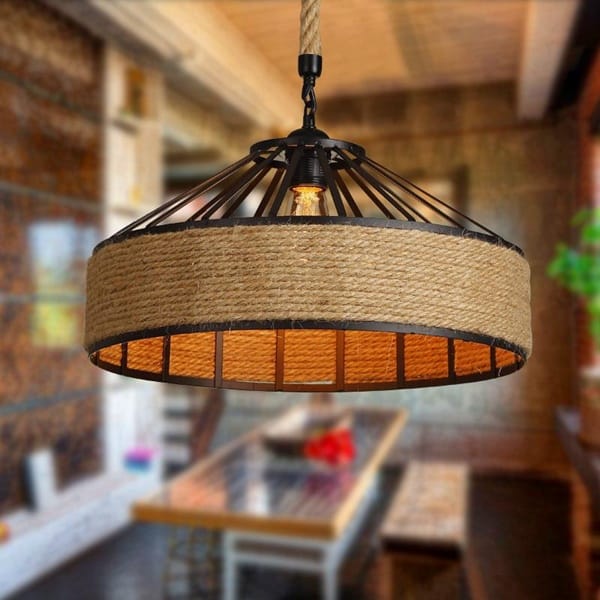 Halat sarımlı konik sarkıt avize modeli, siyah metal jüt kaplı kafe ve restoran masası aydınlatması
