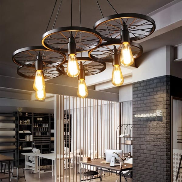 Tekerlek avize modeli, siyah metal çoklu jant formlu kafe ve restoran salonu aydınlatması